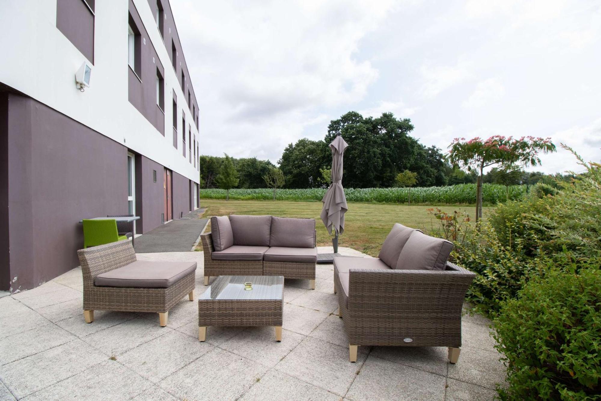 Brit Hotel Saint-Meen-Le-Grand En Broceliande ภายนอก รูปภาพ
