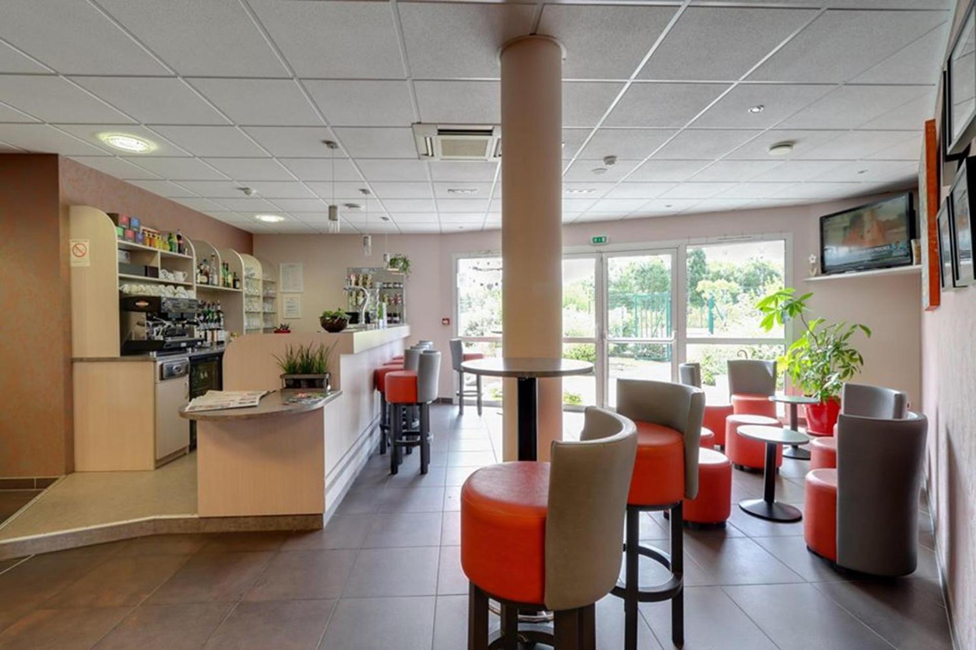 Brit Hotel Saint-Meen-Le-Grand En Broceliande ภายนอก รูปภาพ