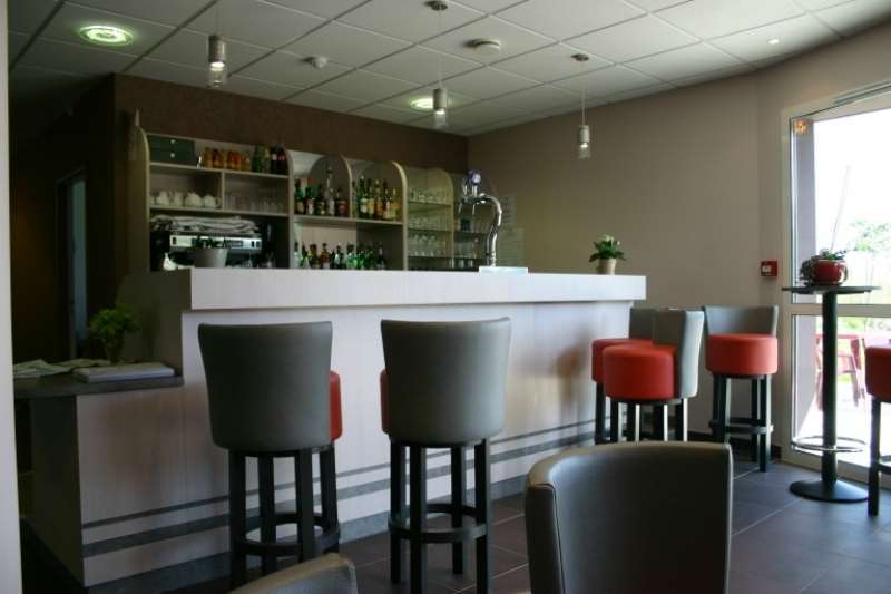 Brit Hotel Saint-Meen-Le-Grand En Broceliande ร้านอาหาร รูปภาพ